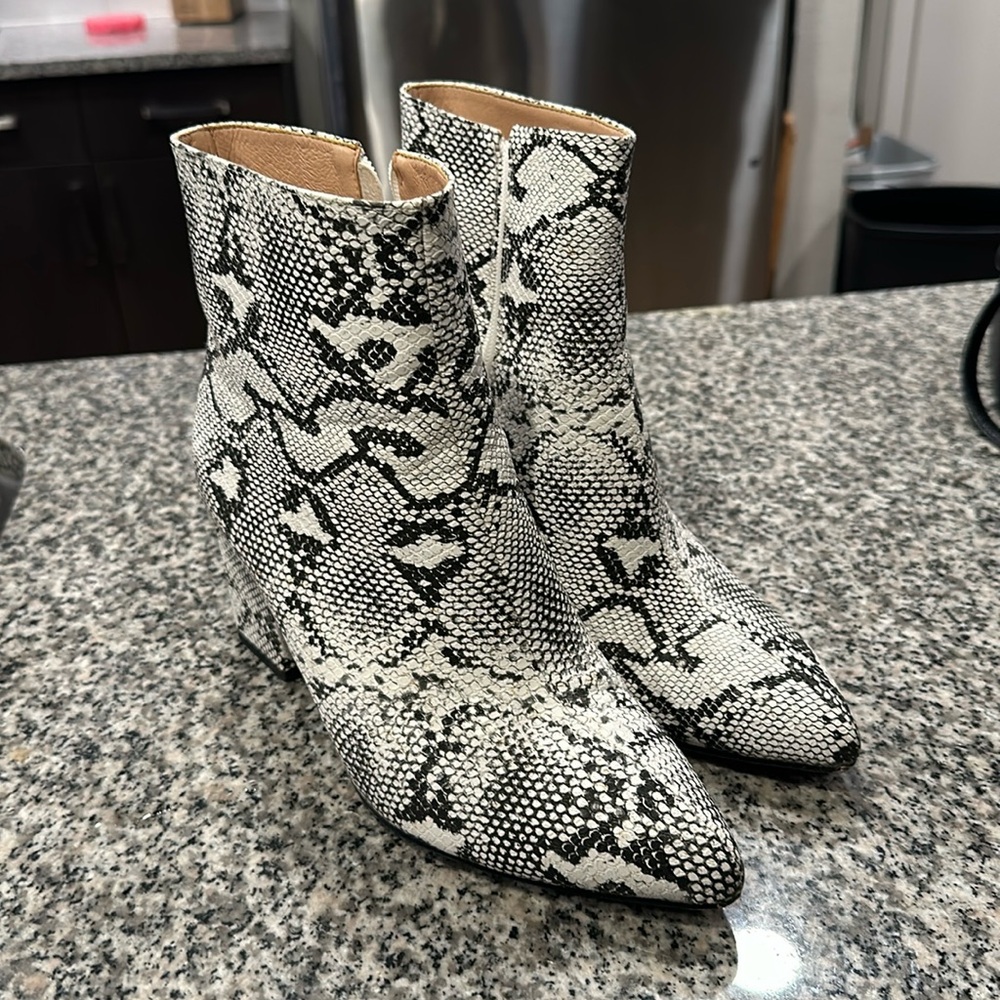 White faux snake skin booties